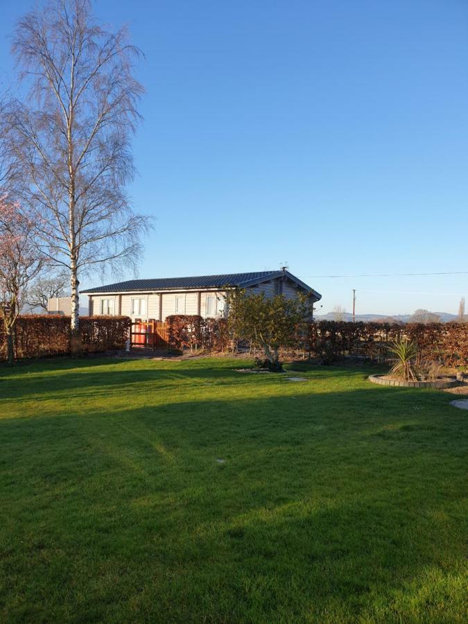 Villa Ruth'S Retreat Country Retreat With Private Hot Tub Shrewsbury Exterior foto